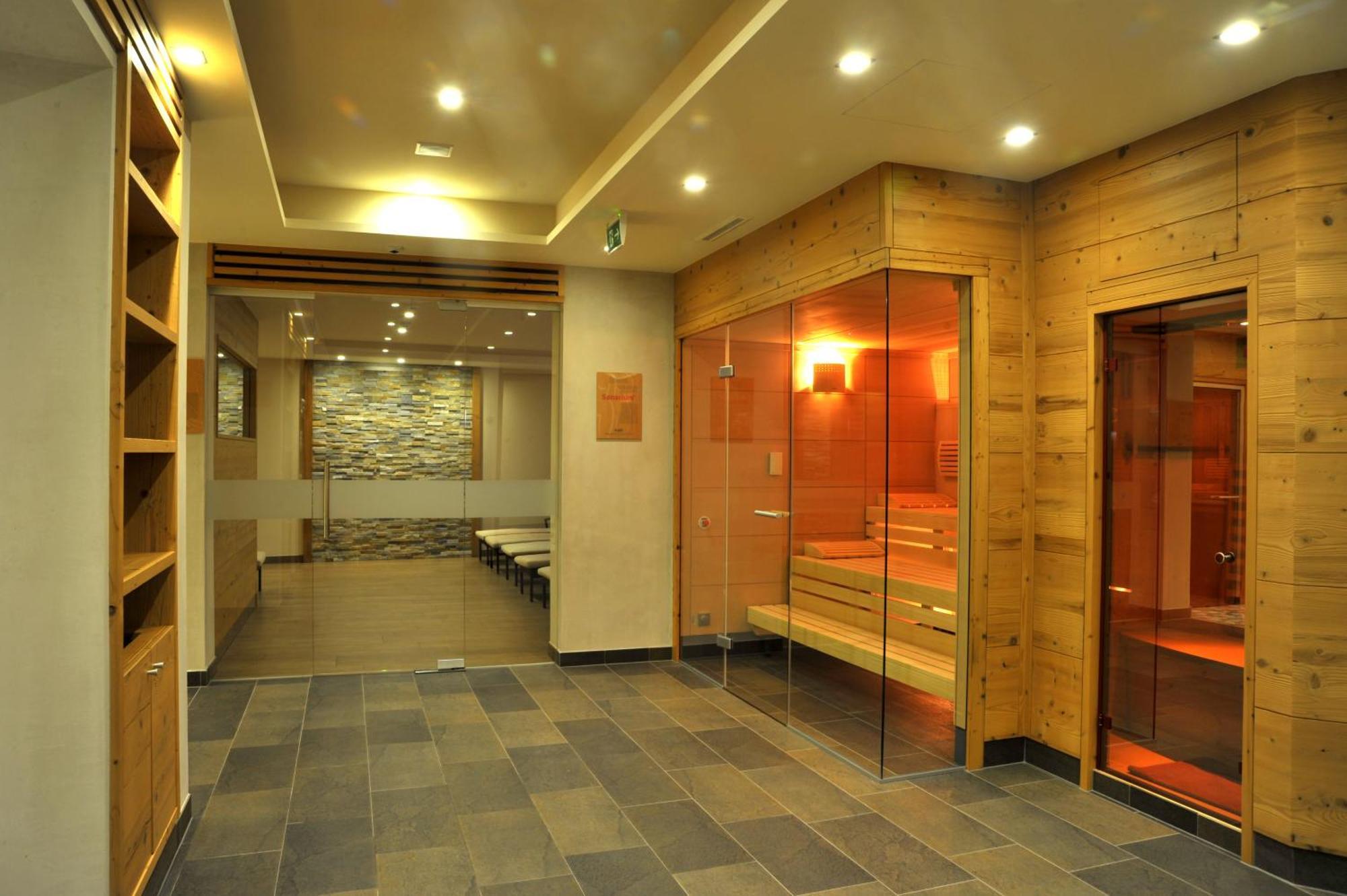 Hotel Maria Theresia Ишгъл Екстериор снимка