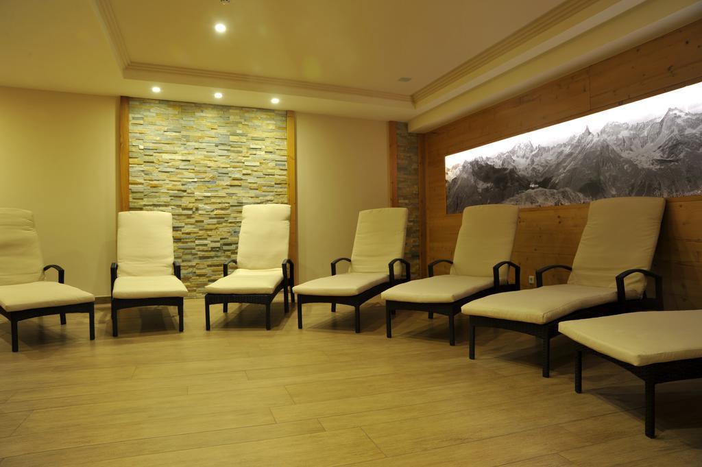 Hotel Maria Theresia Ишгъл Екстериор снимка