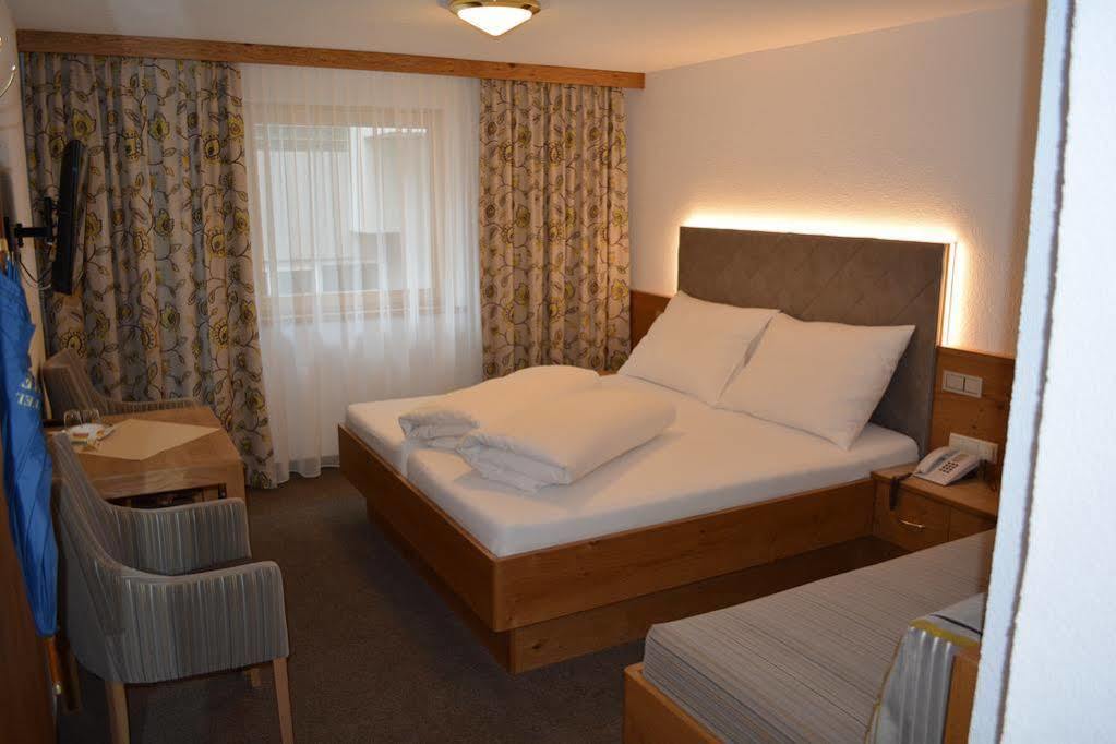 Hotel Maria Theresia Ишгъл Екстериор снимка