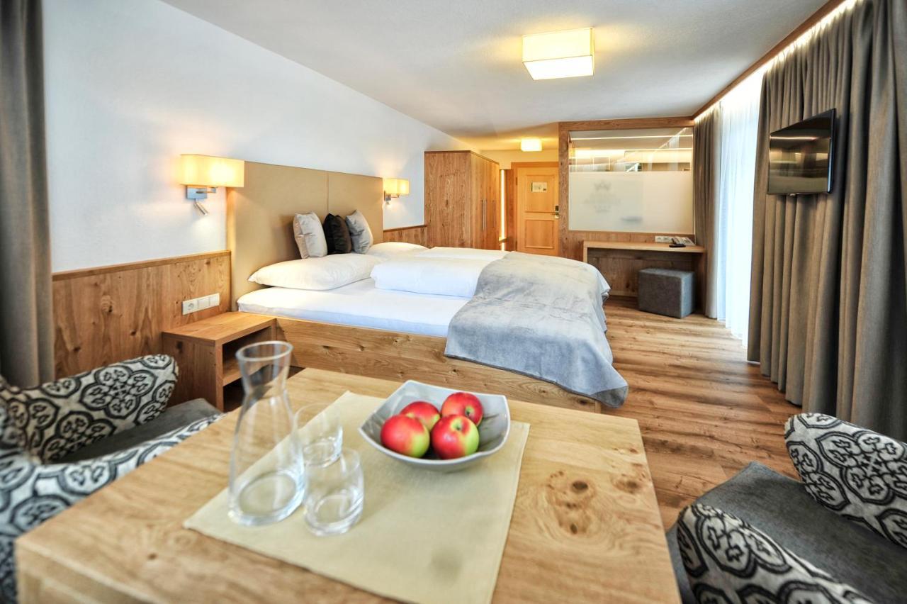 Hotel Maria Theresia Ишгъл Екстериор снимка